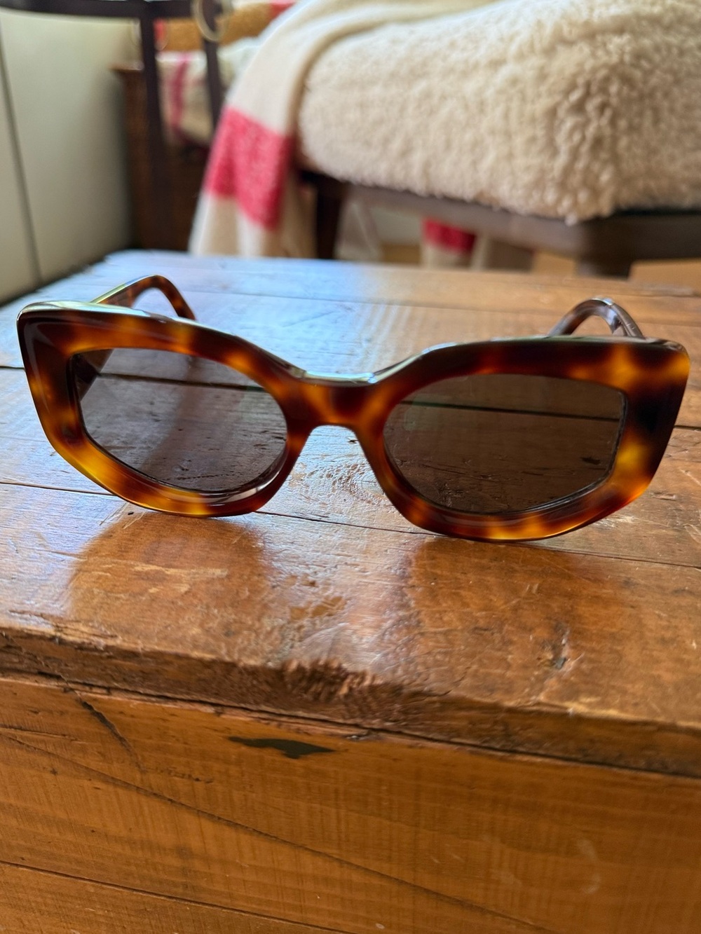 Celine Bold 3 Dots Butterfly Sunglasses - Picture 4 of 7